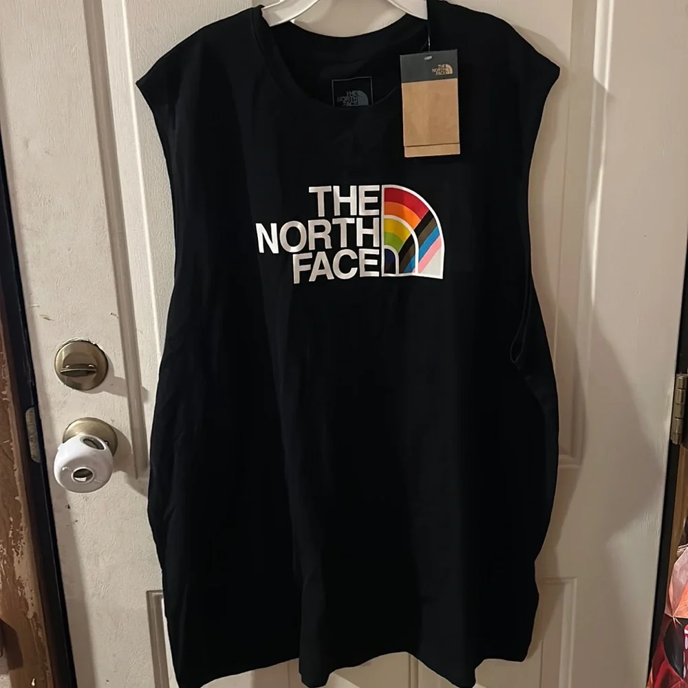 THE NORTH FACE MEN’S LIMITED EDITION PRIDE TANK: BLACK: NWT: SZ XXL